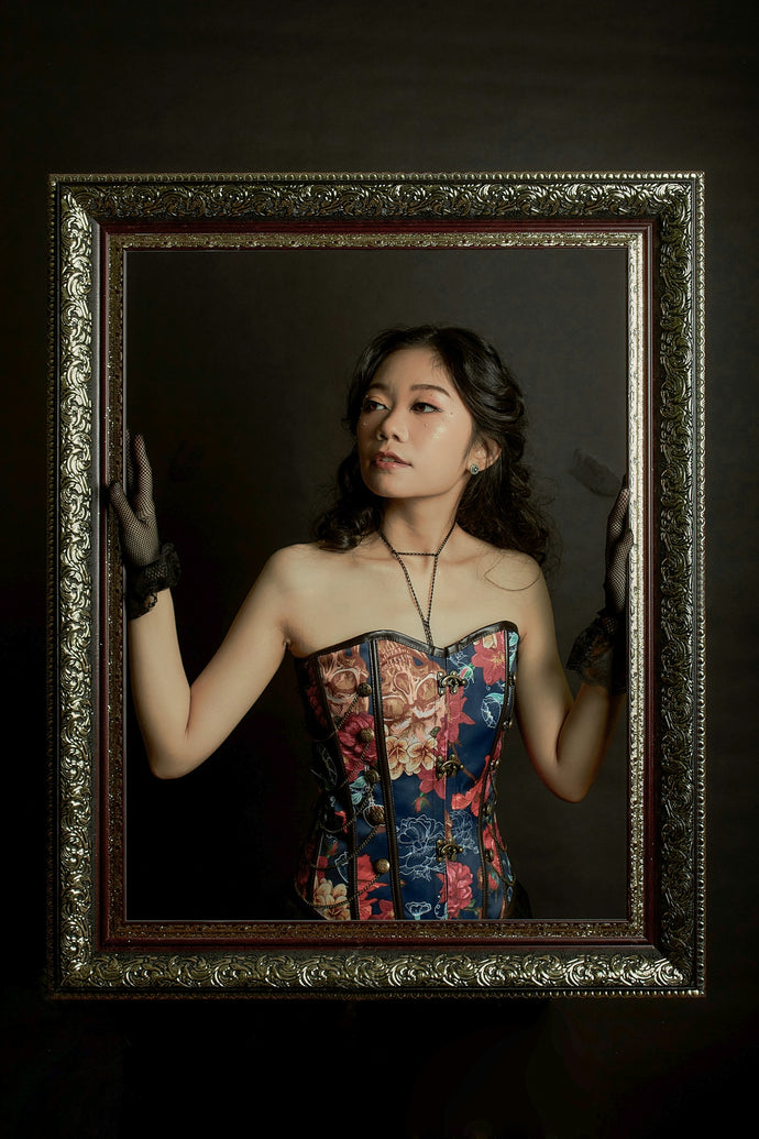 Rare Beauty Meets Precision: How Beautiful Women Elevate Their Women Beauty Routine with Pink Tweezers for Lash Extensions