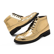 Розкішні блискучі золоті чоловічі черевики на шнурівці