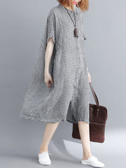 Voľné ležérne kárované dámske midi šaty s krátkym rukávom na gombíky