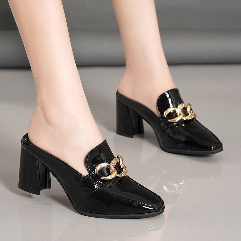 Female best sale heel slippers