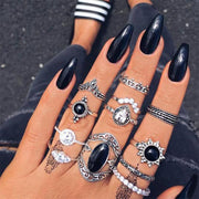 12 Pcs/set Geometric Crystal ဖြင့်ထွင်းထားသော ငွေရောင် လက်စွပ်အစုံ အမျိုးသမီးများ ဖက်ရှင်လက်စွပ် ဘဲဥပုံ ကျောက်မျက်သရဖူ Bohemian ခေတ်ဟောင်း လက်ဝတ်ရတနာ လက်ဆောင်များ-လက်စွပ်များ-Come4Buy eShop