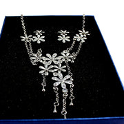 Nuovo set di collana con orecchini a fiori lucidi a 6 petali - Come4Buy eShop